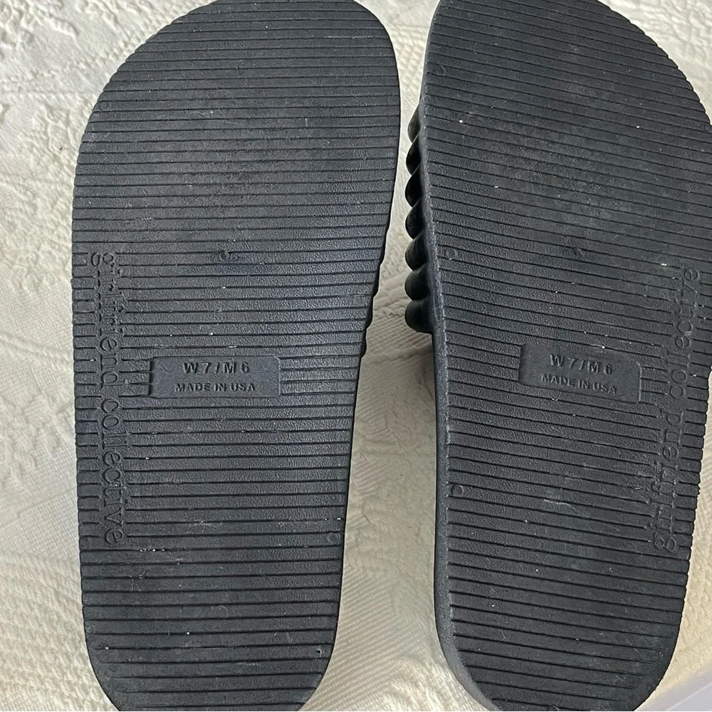 Girlfriend Collective Black Slides Women Size 7 Men’s Size 6 (unisex) - Picture 6 of 7